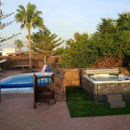 Villa Piscine Jacuzzi Puerto Del Carmen Puerto del Carmen  Extérieur photo