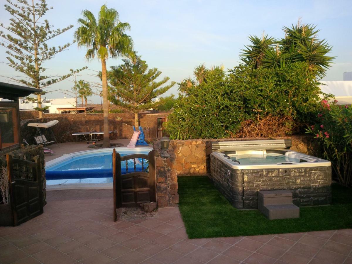 Villa Piscine Jacuzzi Puerto Del Carmen Puerto del Carmen  Extérieur photo